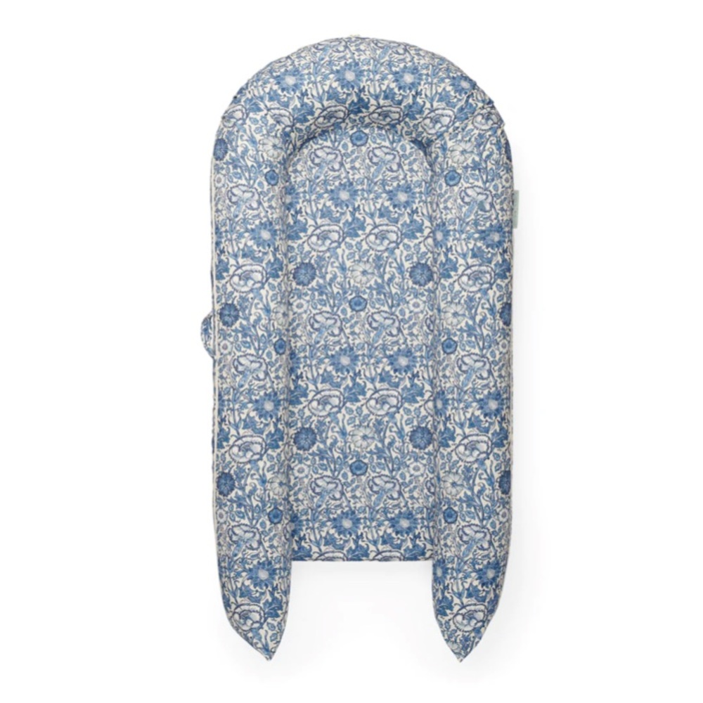 NWT - Dockatot Grand spare cover. Color: Pink rose (even tho really blue floral)